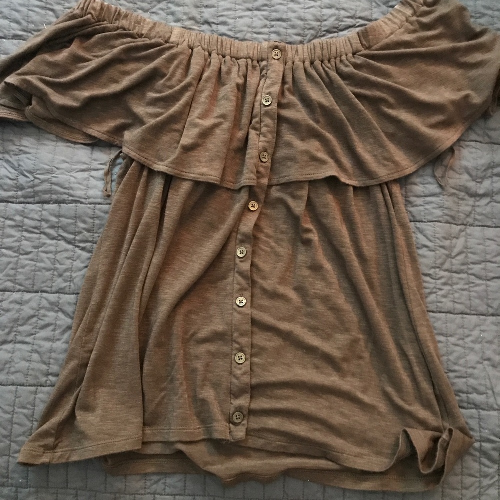 Off the shoulder flowy top.